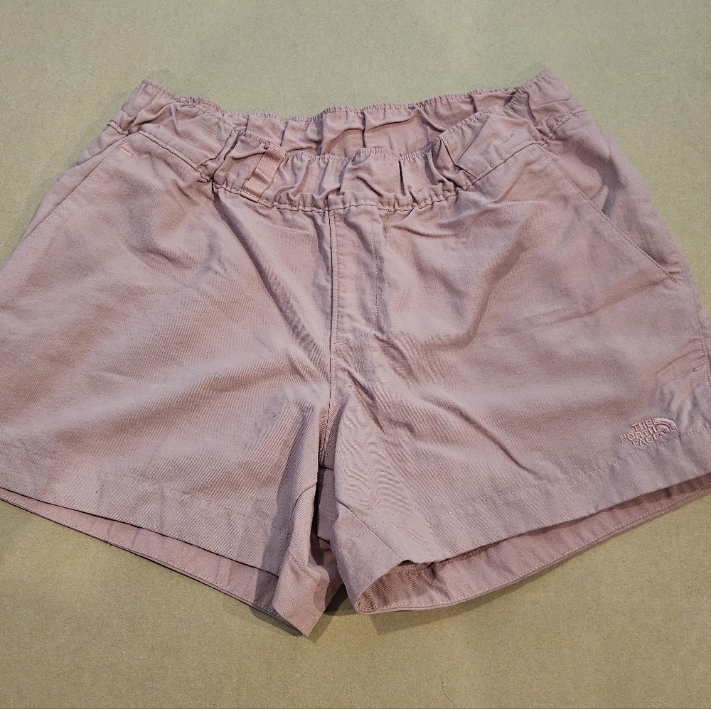 The North Face Women's Blush Cargo Shorts